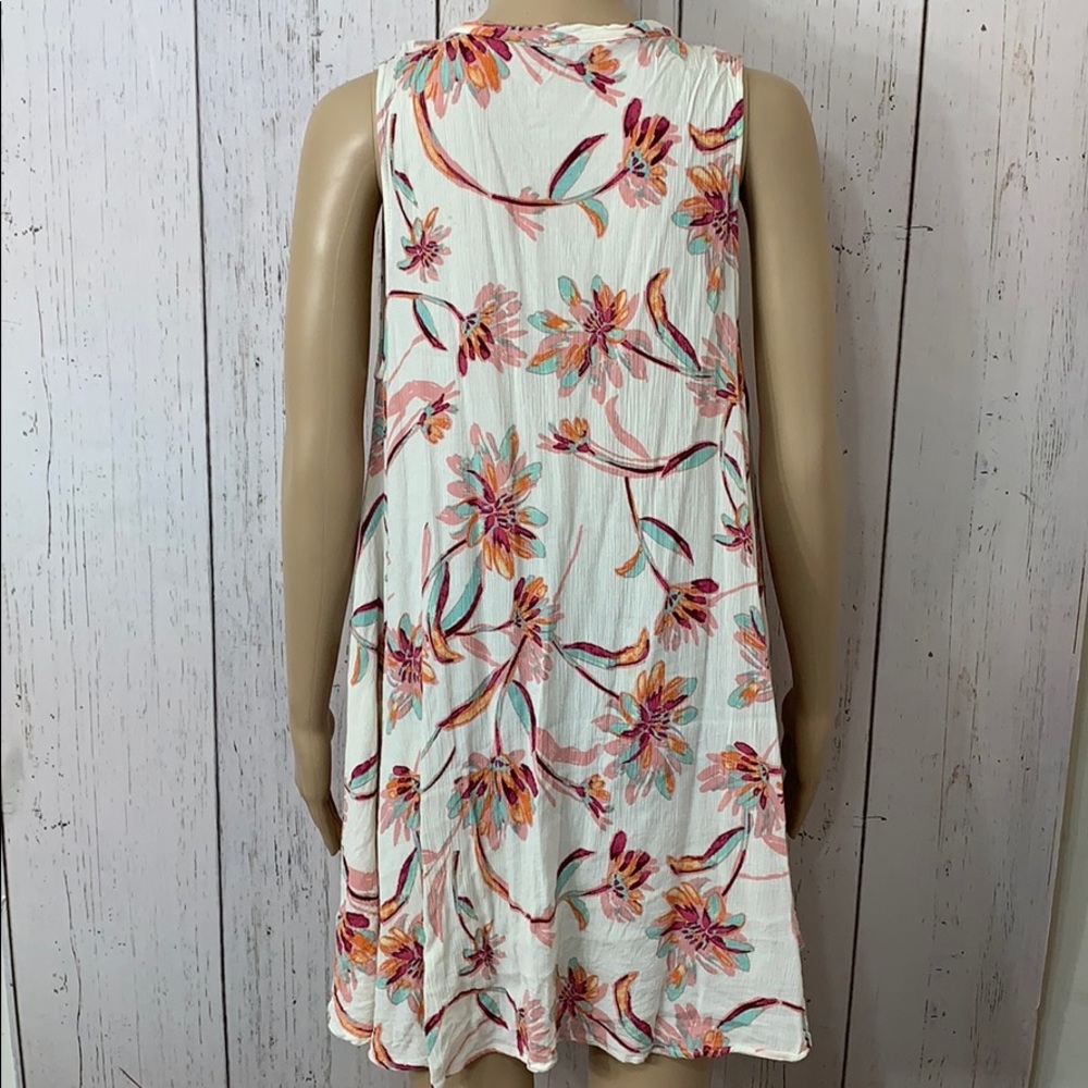 Audrey 3+1 Keyhole Swing Dress - Picture 6 of 10